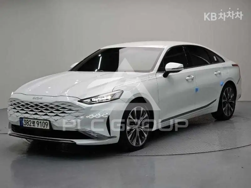 2021 KIA K8