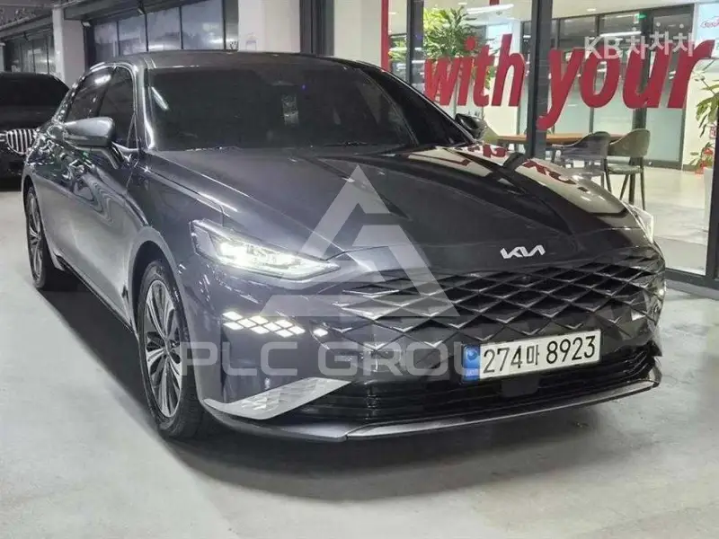 2021 KIA K8