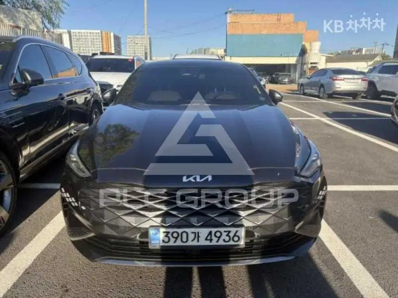 2021 KIA K8