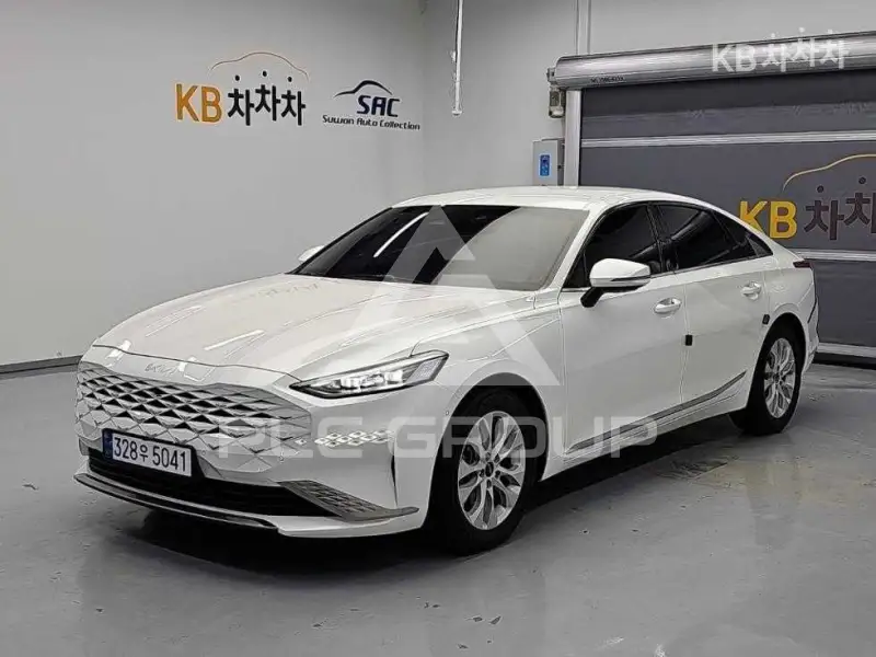 2021 KIA K8