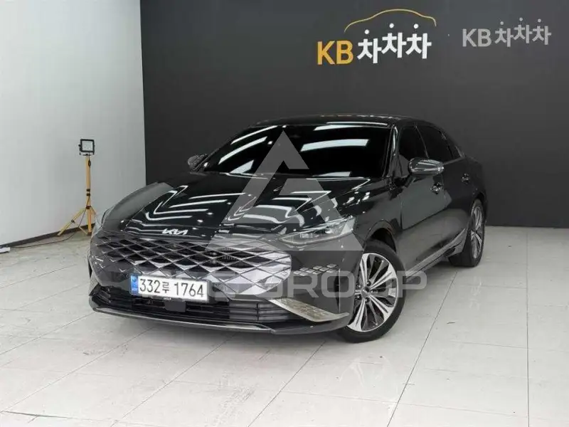 2021 KIA K8