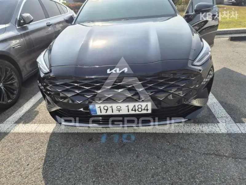 2021 KIA K8