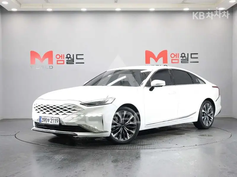 2021 KIA K8
