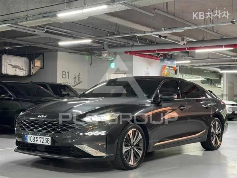 2021 KIA K8