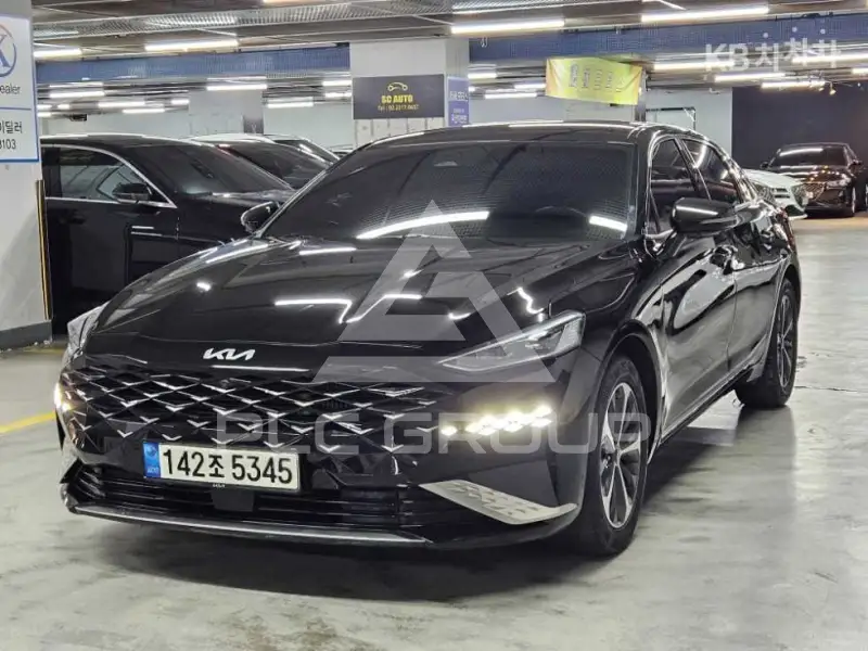 2021 KIA K8