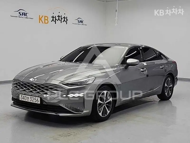 2021 KIA K8