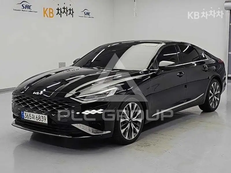 2021 KIA K8