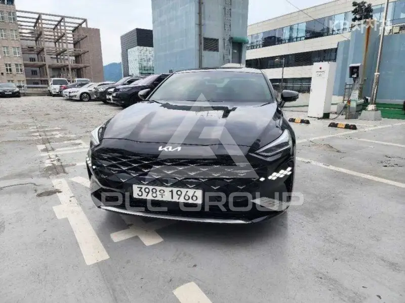 2021 KIA K8