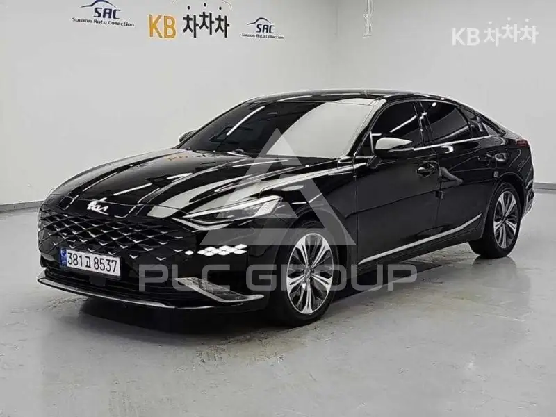 2021 KIA K8