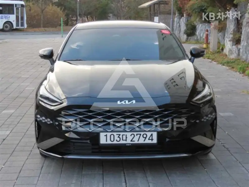2021 KIA K8