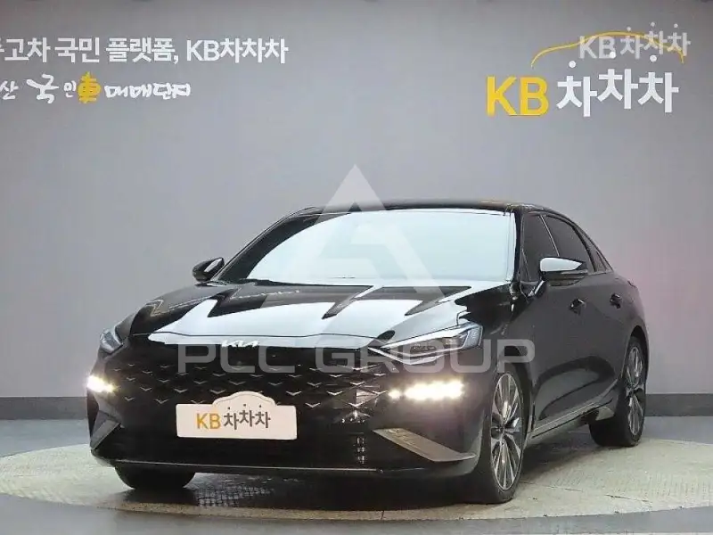 2021 KIA K8