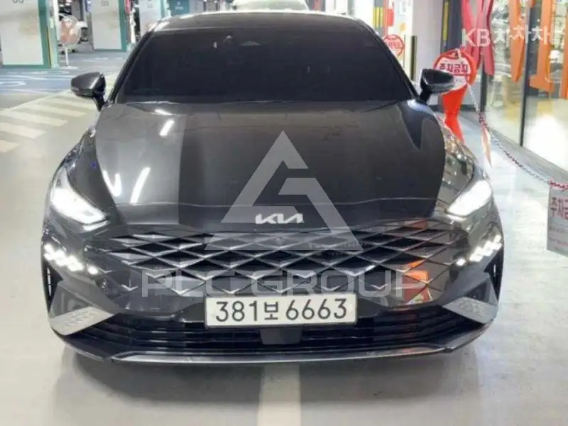 2021 KIA K8