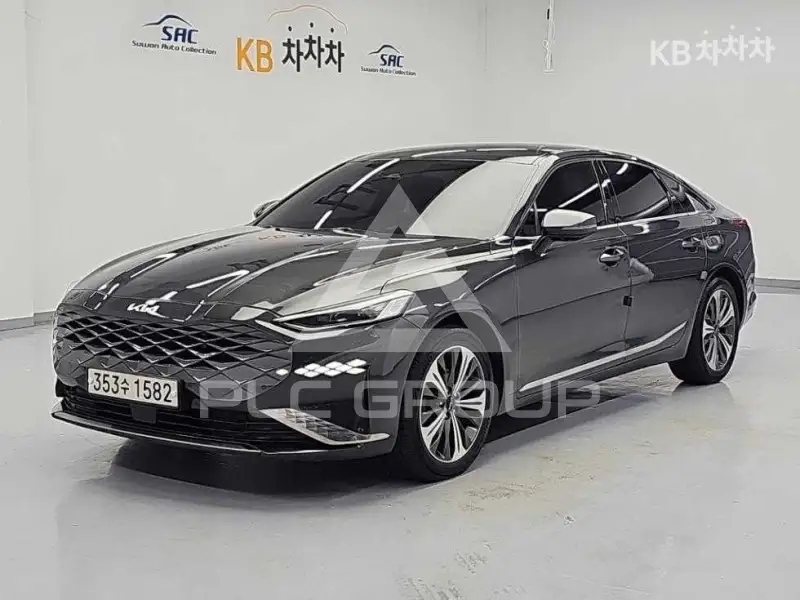 2021 KIA K8