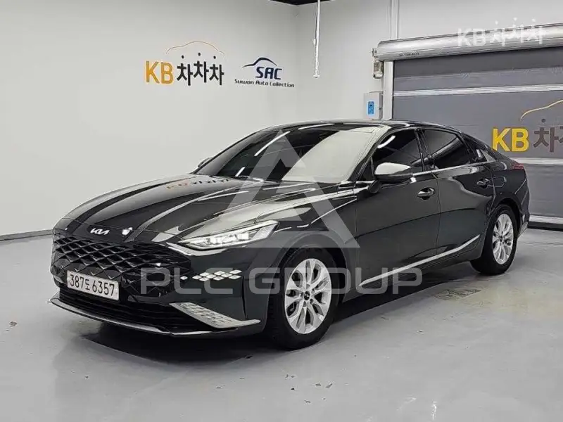 2021 KIA K8