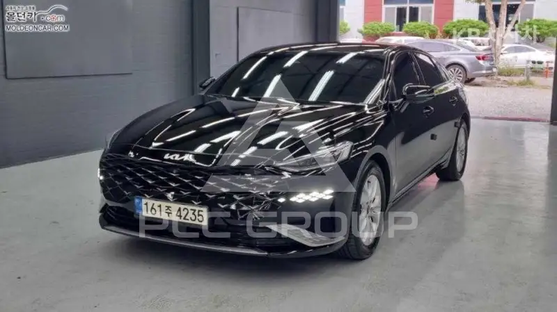 2021 KIA K8