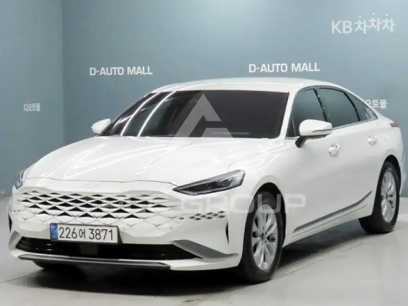 2021 KIA K8
