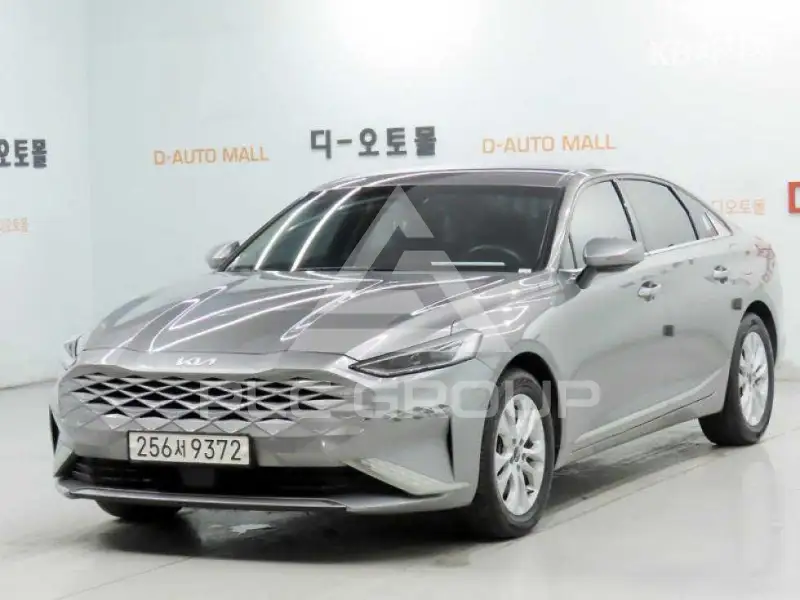 2021 KIA K8