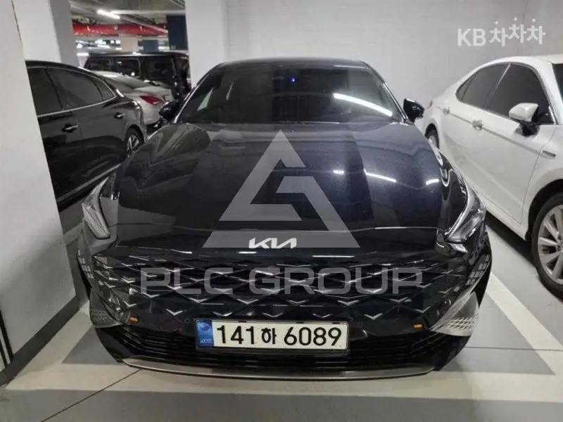 2021 KIA K8