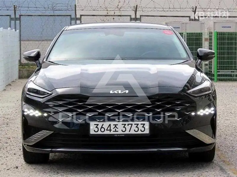 2021 KIA K8