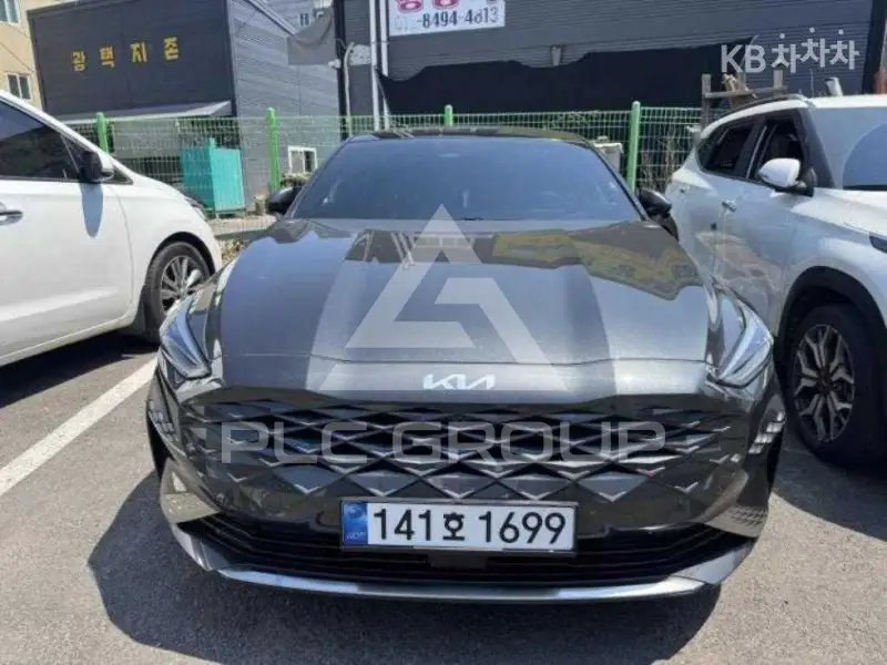 2021 KIA K8