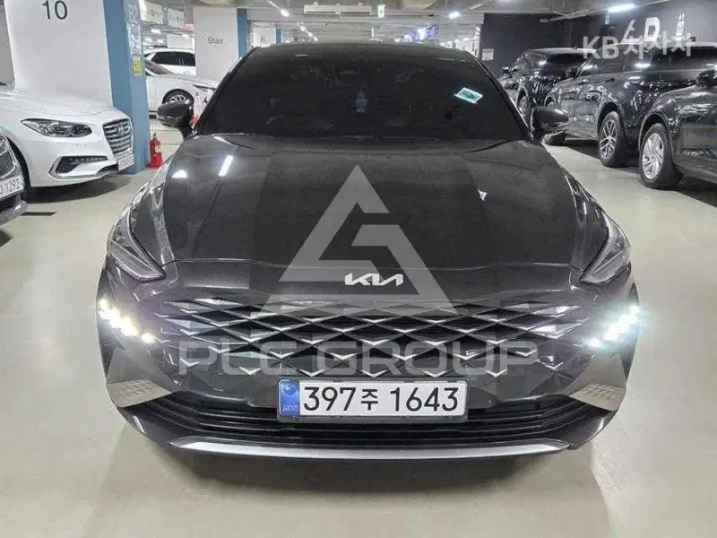 2021 KIA K8