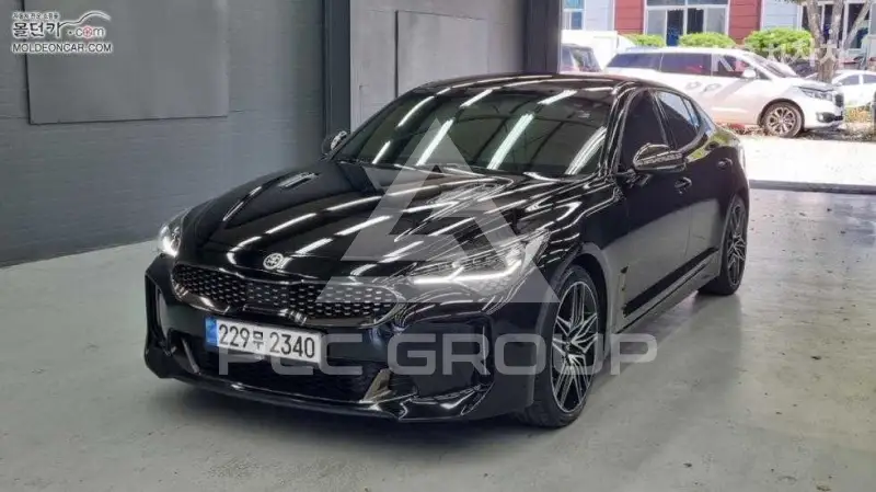 2021 KIA Stinger