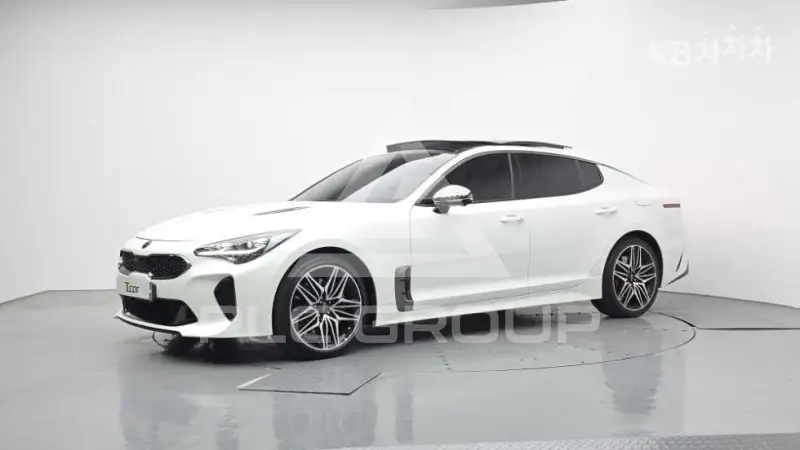 2021 KIA Stinger