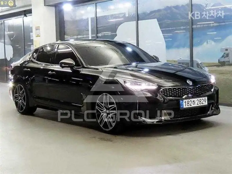 2021 KIA Stinger