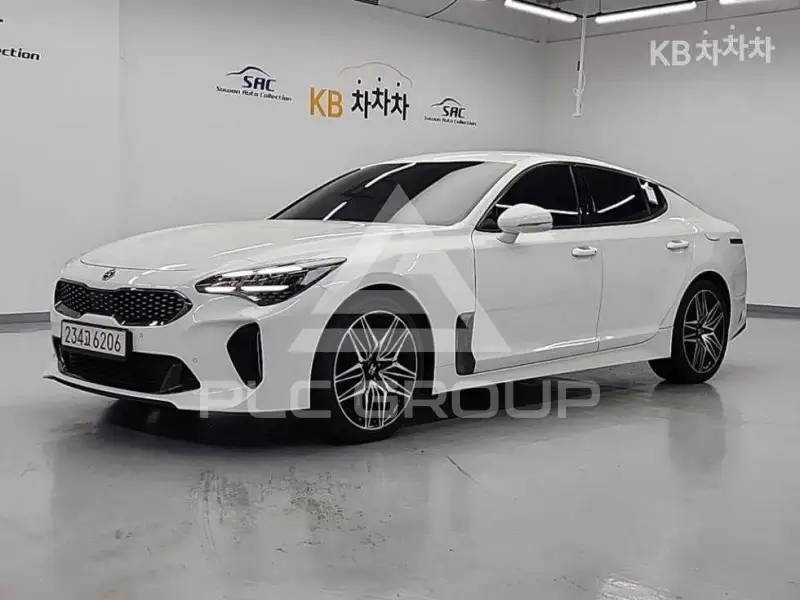2021 KIA Stinger