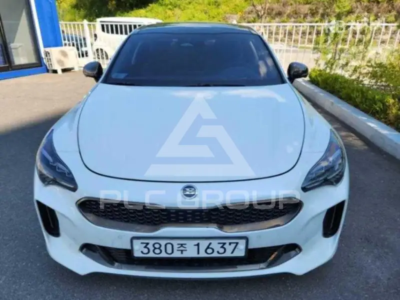2021 KIA Stinger