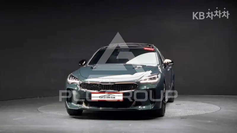 2021 KIA Stinger