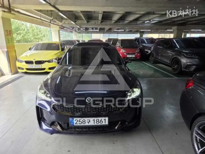2021 KIA Stinger