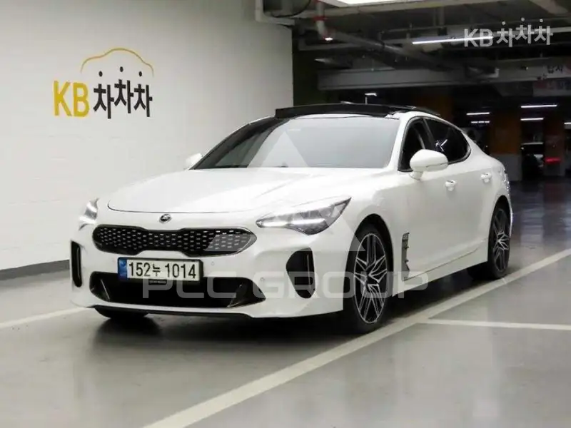 2021 KIA Stinger
