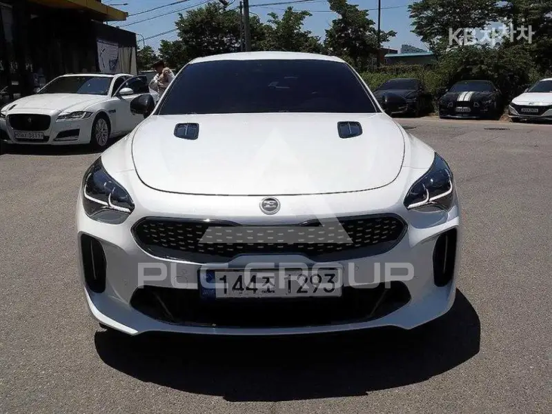 2021 KIA Stinger