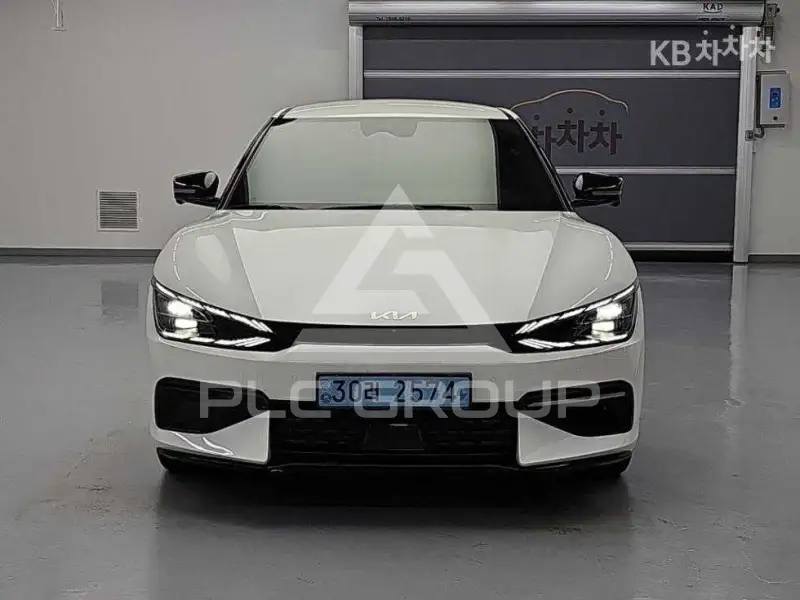 2021 KIA EV