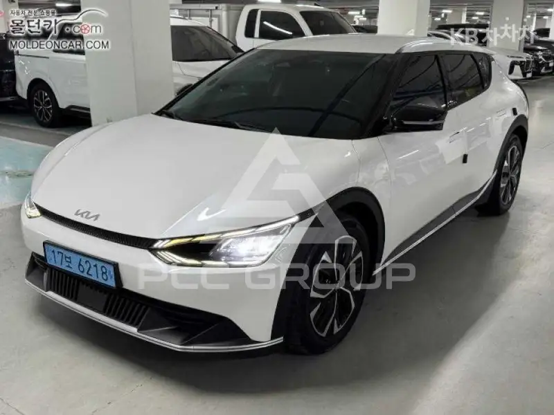 2021 KIA EV