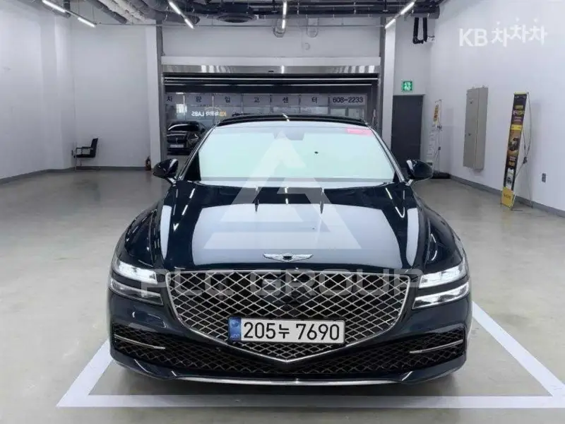 2021 Genesis G80