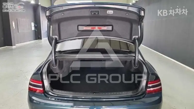 2021 Genesis G80
