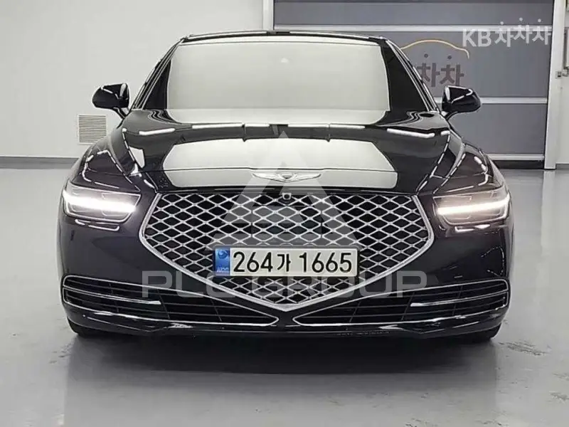 2021 Genesis G90