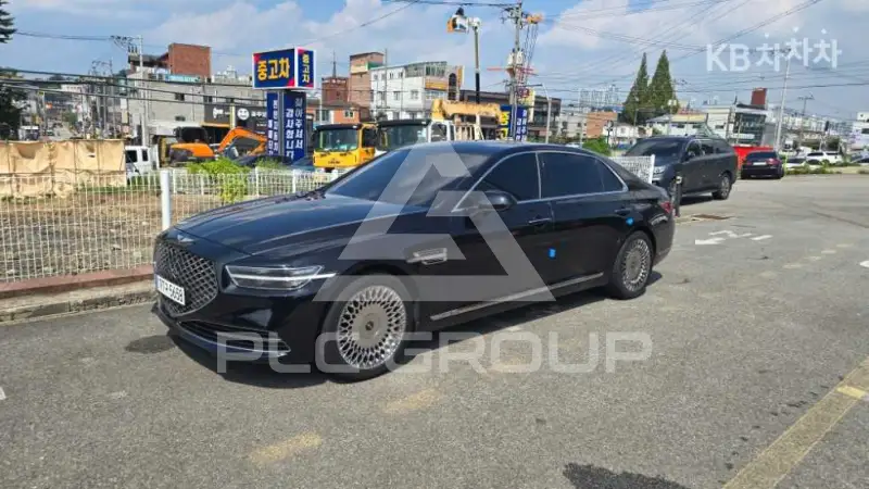 2021 Genesis G90