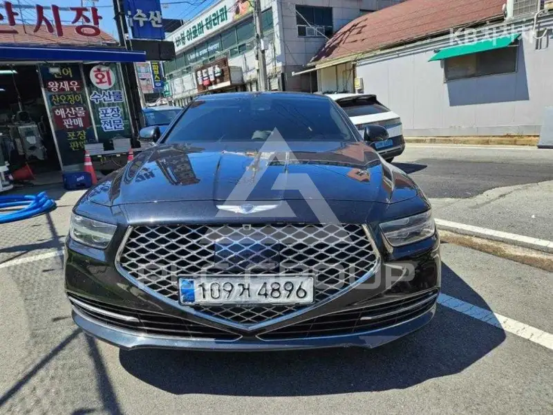 2021 Genesis G90