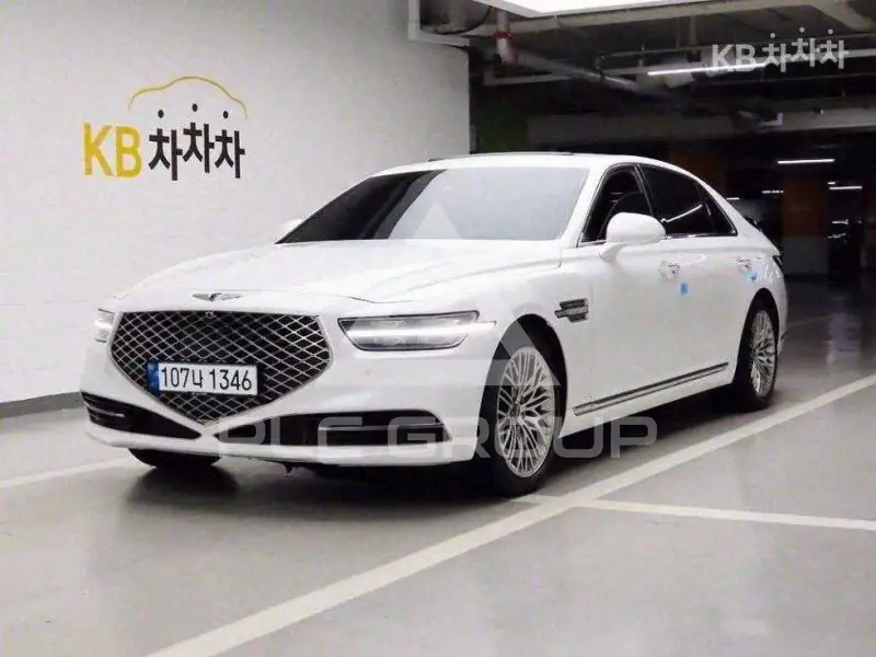 2021 Genesis G90