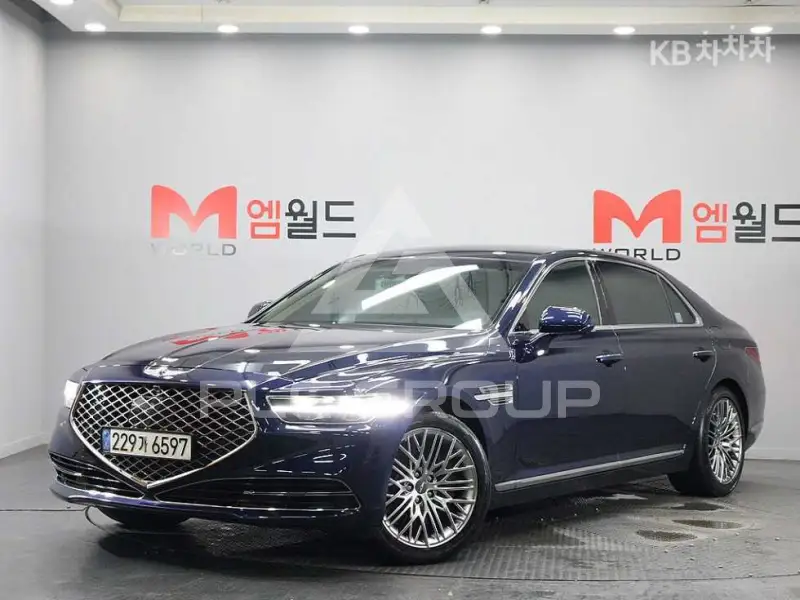 2021 Genesis G90