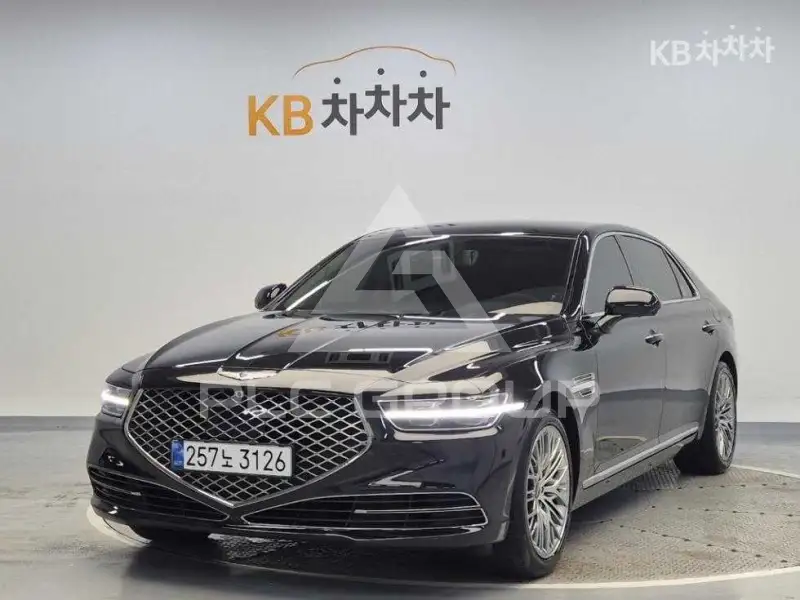 2021 Genesis G90