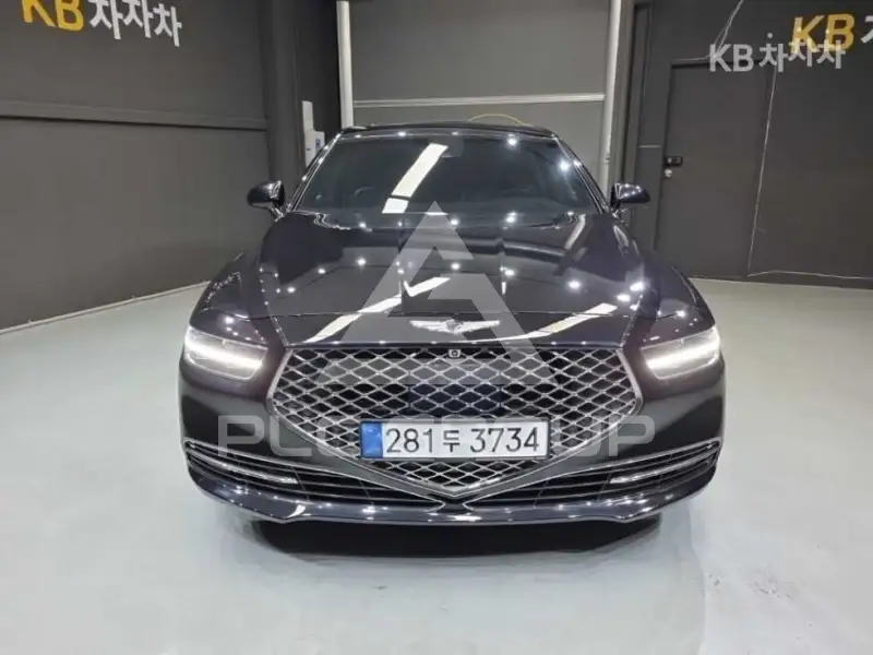 2021 Genesis G90