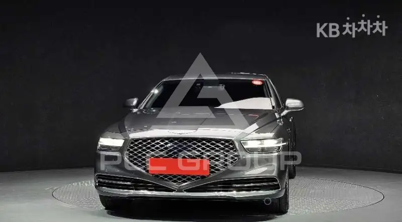 2021 Genesis G90