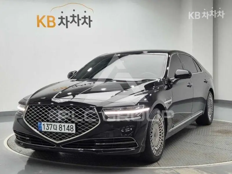 2021 Genesis G90