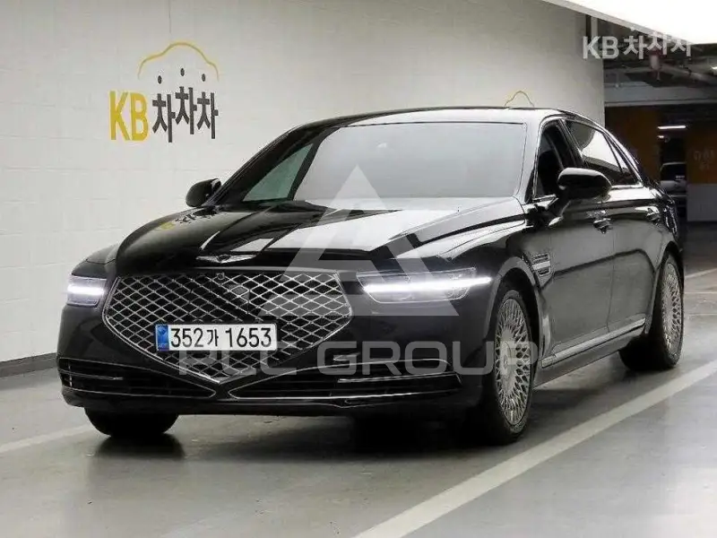 2021 Genesis G90