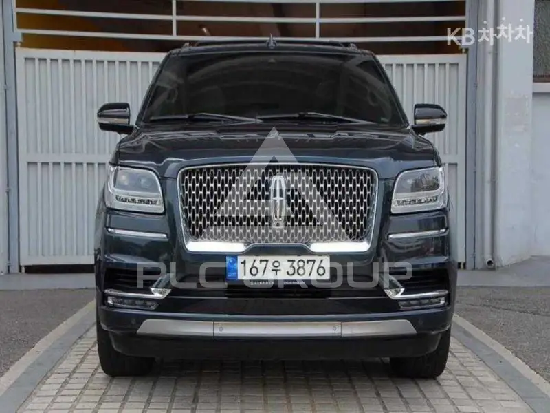 2021 Lincoln NAVIGATOR