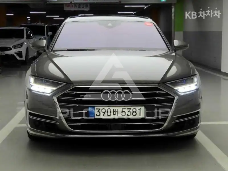 2021 Audi A8